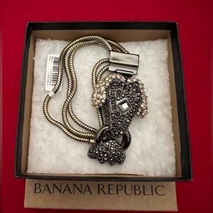 BANANA REPUBLIC CRYSTALS RAM BRACELET NWT